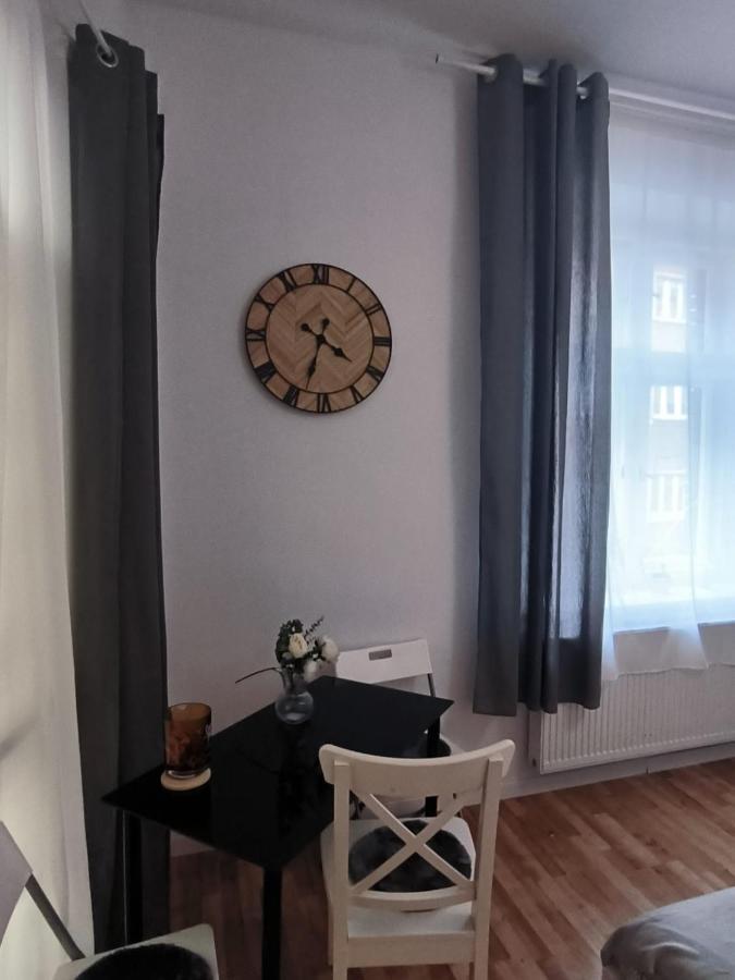 Cozy Apartments And Rooms Katowice Bagian luar foto